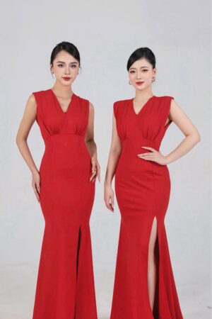 Váy dạ hội đỏ sát nách