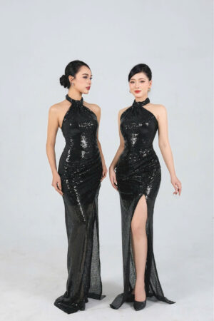 Váy dạ hội kim sa đen cổ yếm